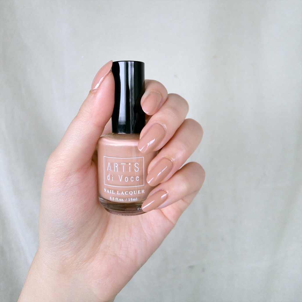 ARTiS di Voce 彩色指甲油 4 焦糖奶