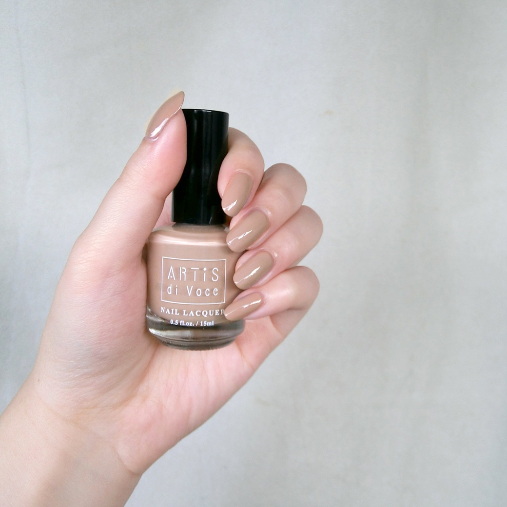 ARTiS di Voce 彩色指甲油 8 渲漾咖