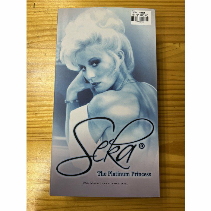 寄賣 12吋 SEKA 人偶 包膠