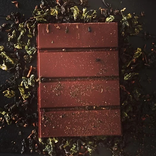 [香港製造] Chocobien 烏龍茶72%巴里島朱古力 50g