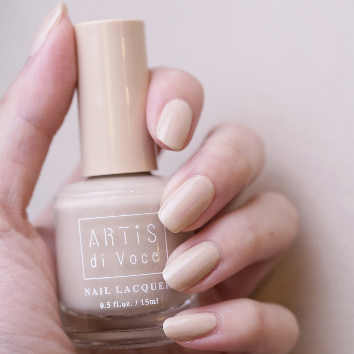 ARTiS di Voce 彩色指甲油 21 輕霧奶茶