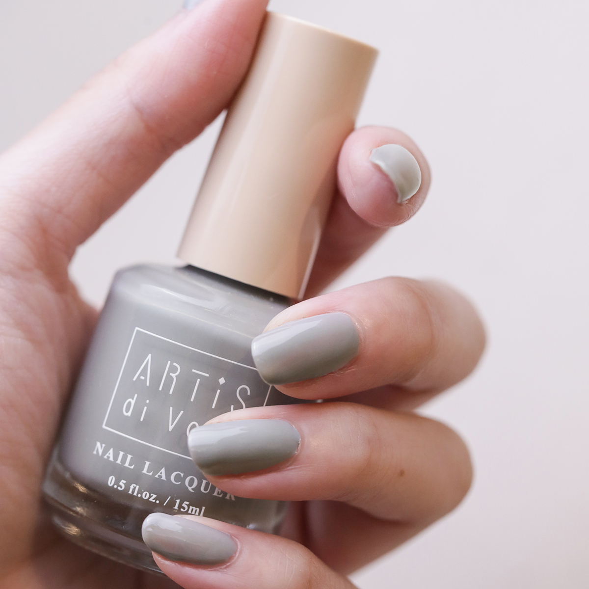 ARTiS di Voce 彩色指甲油 25 風的呢喃