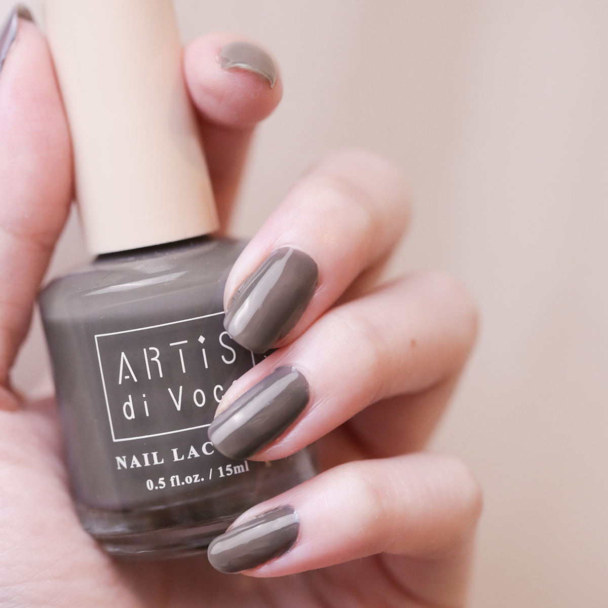 ARTiS di Voce 彩色指甲油 31 無懼年代
