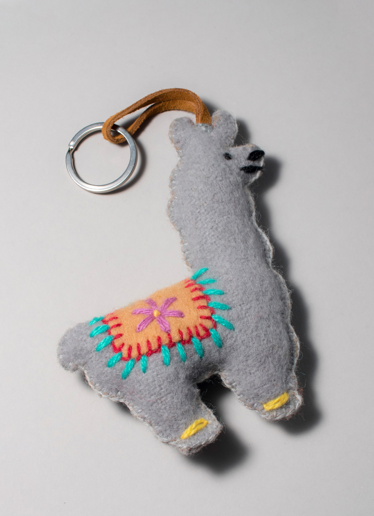 【秘魯國家館】ST.MALO 秘魯工匠手工刺繡表情包羊駝鑰匙圈-2229UH-13CM-小眼句點-灰