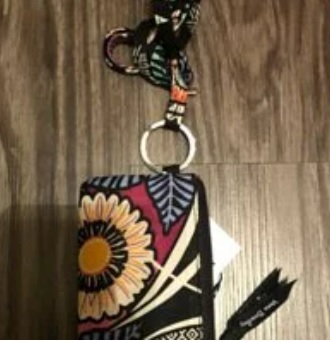 [S] VERA BRADLEY ZIP ID & LANYARD,KAUAI FLORAL, 886003840122 (SVB17) FINAL SALE