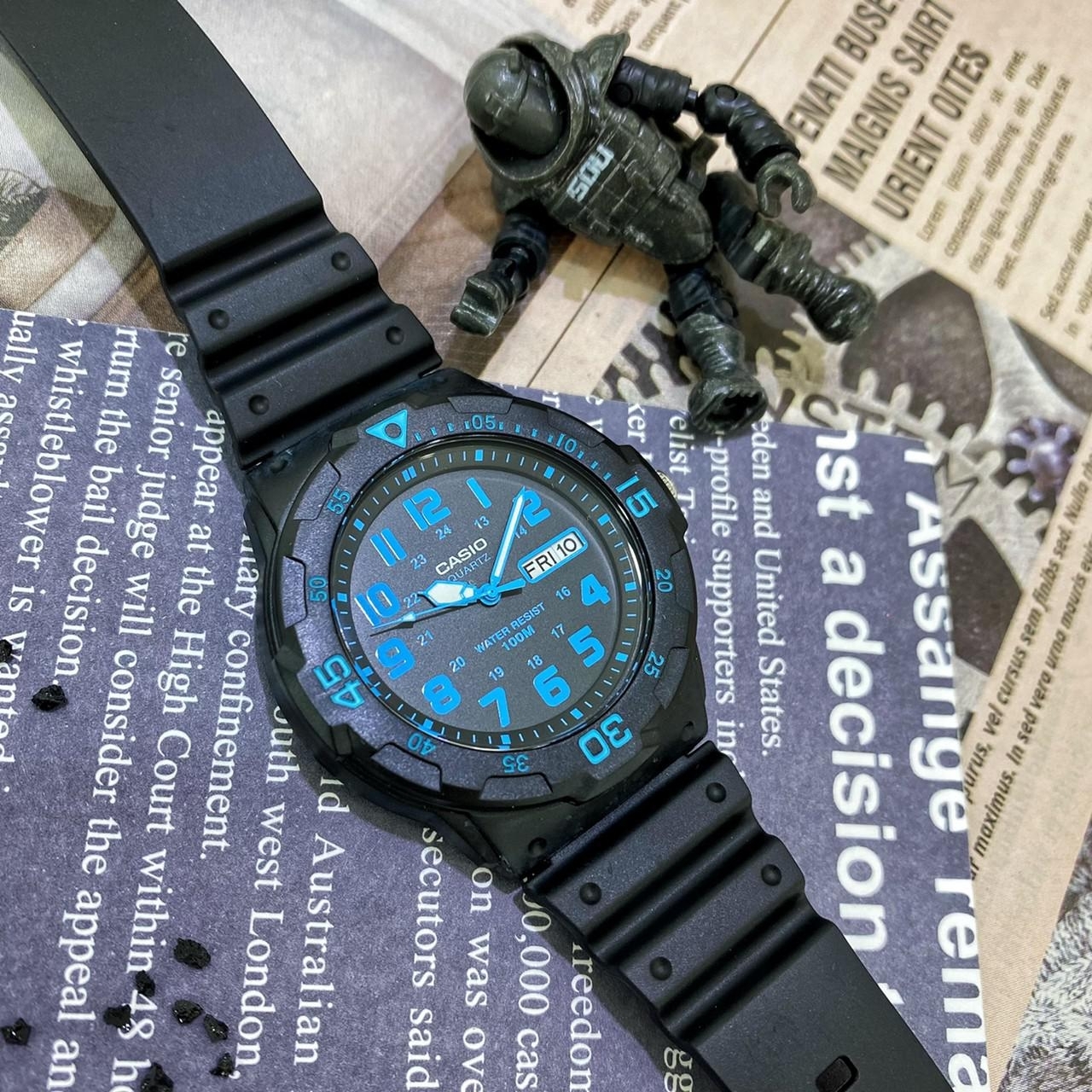 【CASIO】魅力潛水風格運動腕錶-藍x黑 MRW-200H-2B 現代鐘錶
