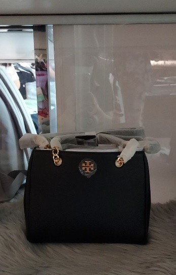 [S] TORY BURCH CARTER SMALL TOTE,BLACK, 67316-001 (STB158)