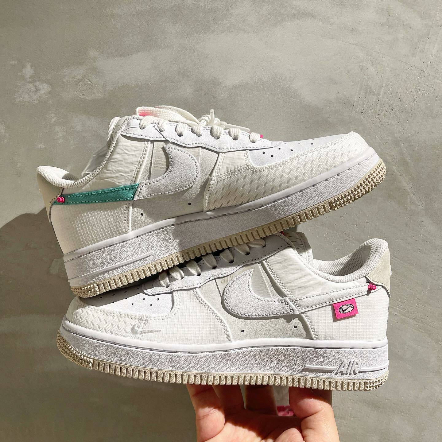 Nike Air Force 1 07 LX 白綠粉刺繡小勾解構dx6061 111