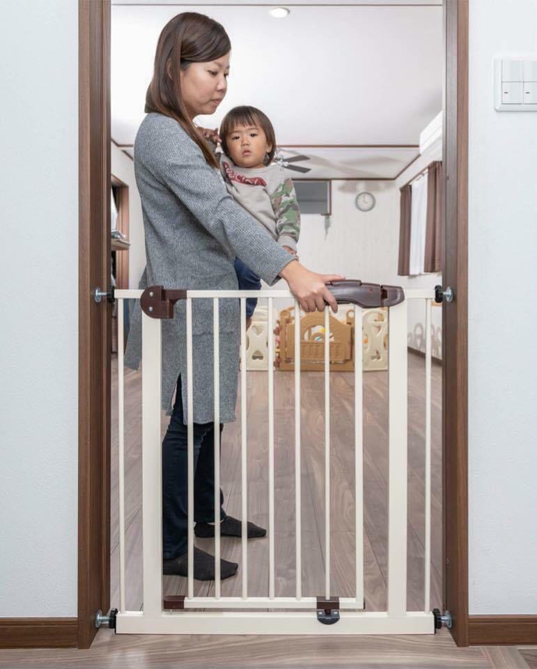 日本品牌Kiss Baby門欄（象白色）