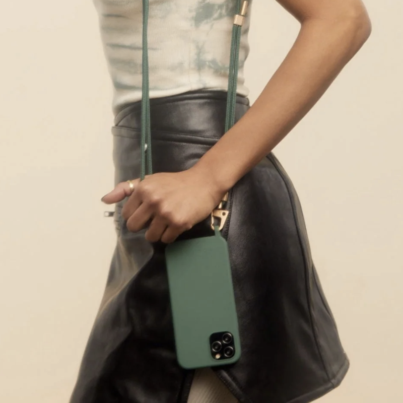 XOUXOU｜iPhone 背繩手機殼 - 鼠尾草綠