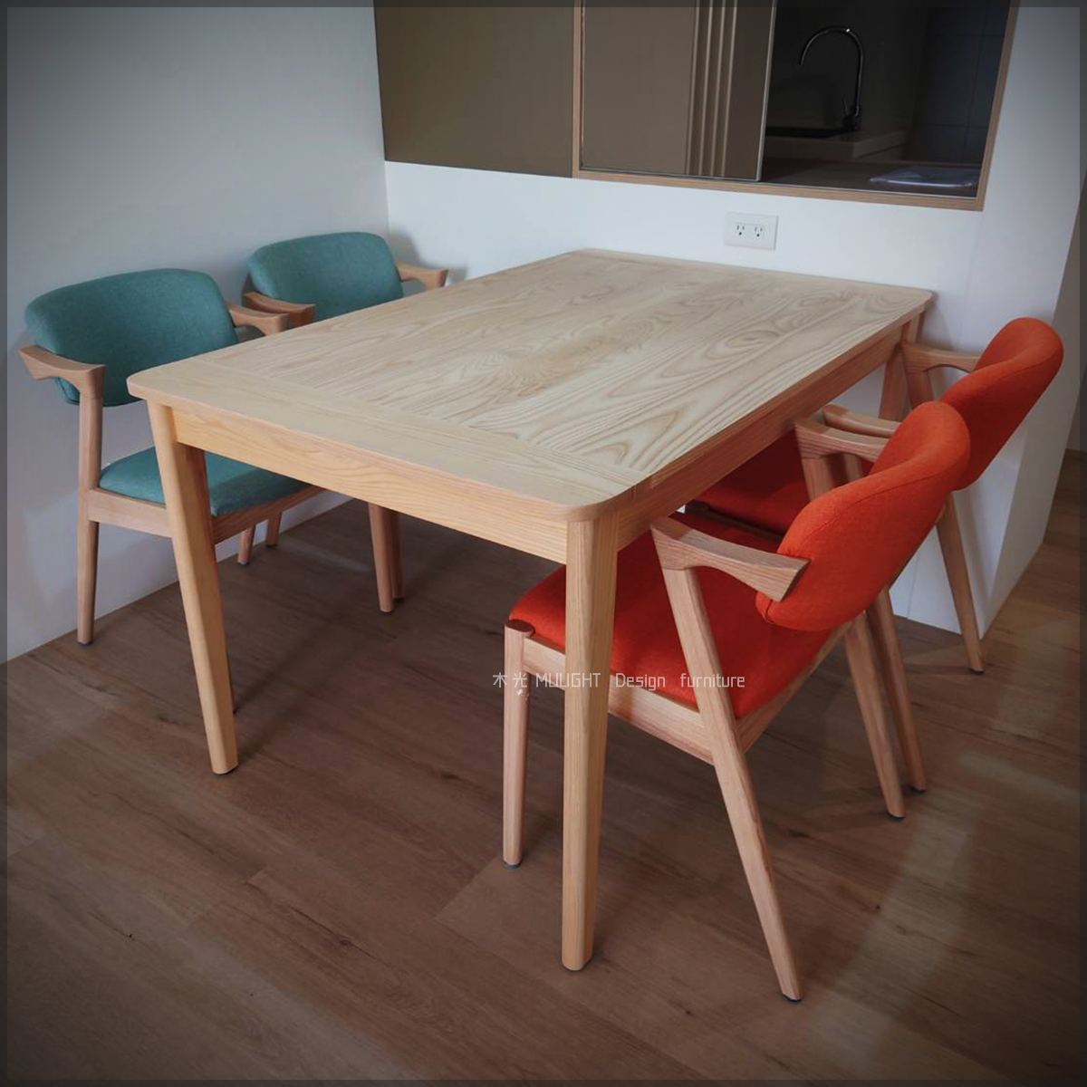 經典梣木宮崎布面椅(三色)