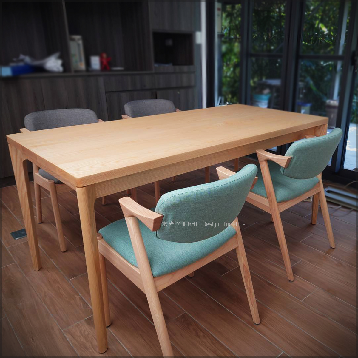 經典梣木宮崎布面椅(三色)