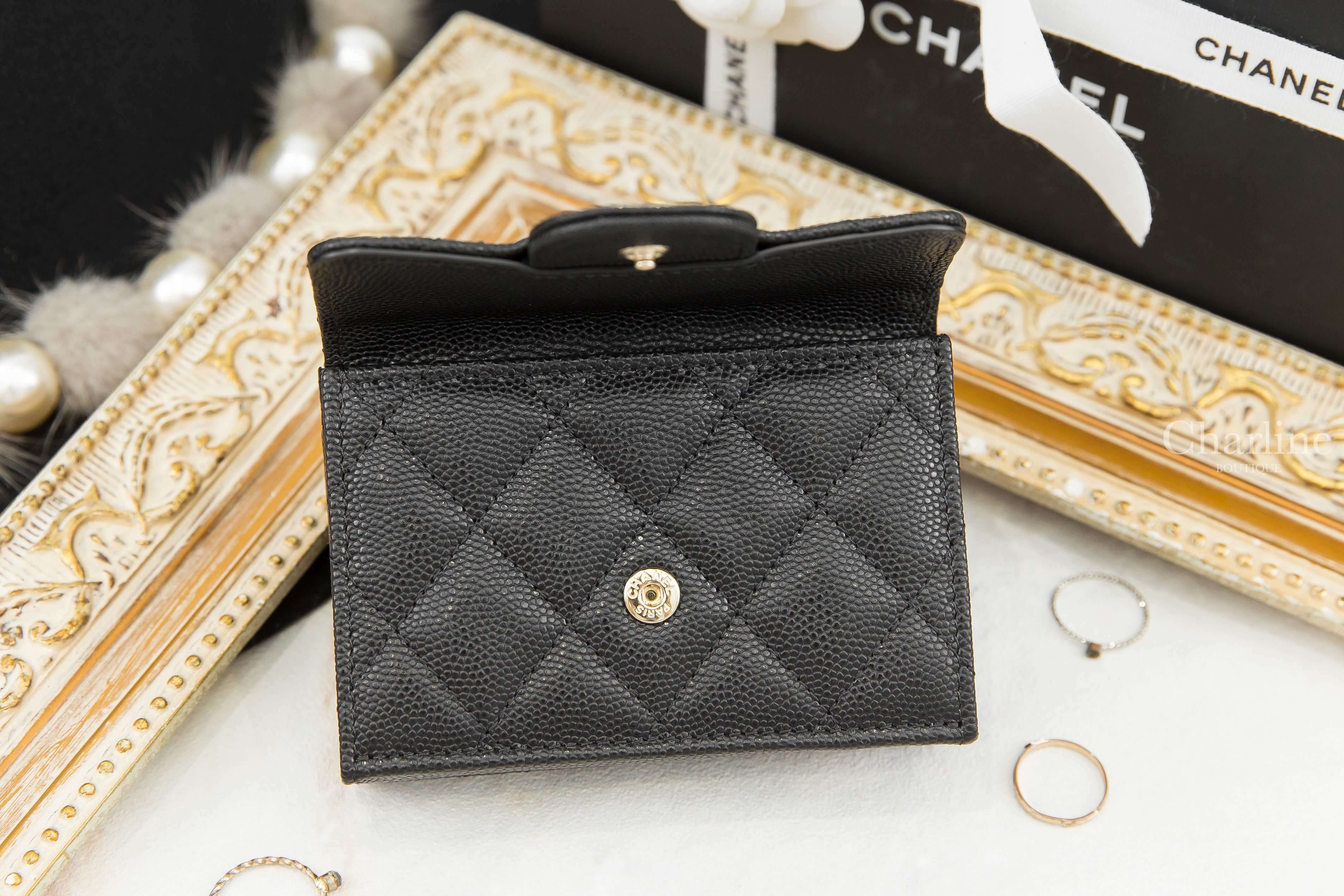 Chanel Classic Small Flap Wallet 黑色金CC荔枝菱格紋釦式卡片三折短夾-Charline Boutique 精品代購