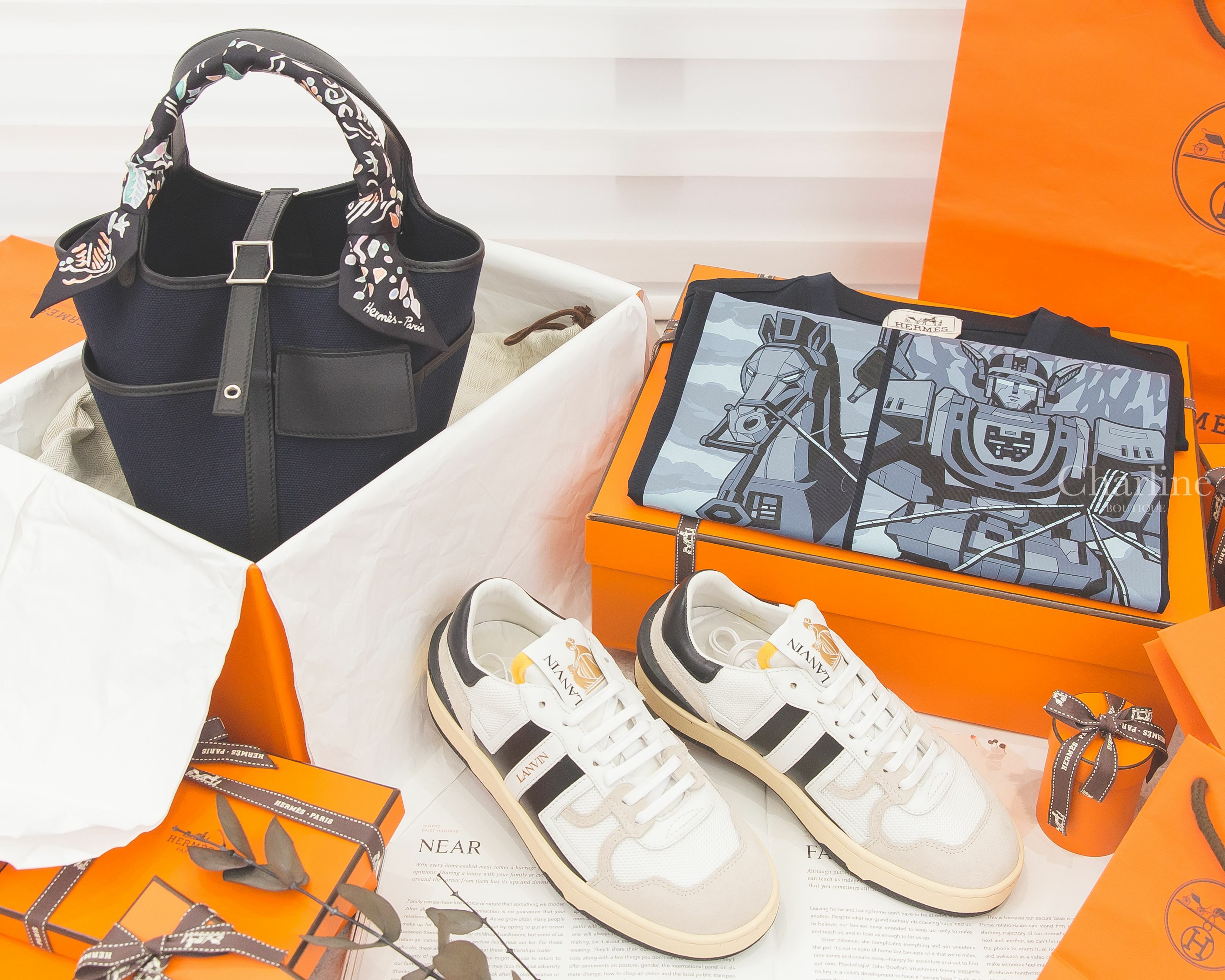 Hermès Picotin 18 Pocket Bag Goeland Canvas/Swift Z刻海洋藍帆布拼黑色牛皮銀釦小型提把水桶包,Hermès Twilly 黑色/綠色/玫瑰粉春天島嶼絲巾-Charline Boutique 精品代購