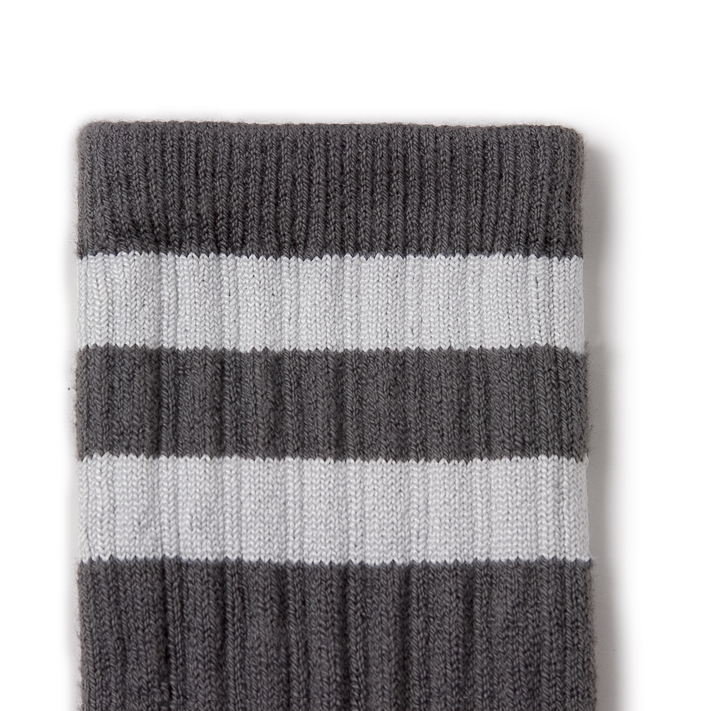 COLLÉGIEN - Nico Ribbed Varsity Crew Socks（Gris Galet）