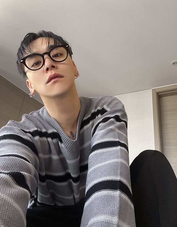 HOLY IN CODE 時尚 百搭 自由 風格 三色 眼鏡