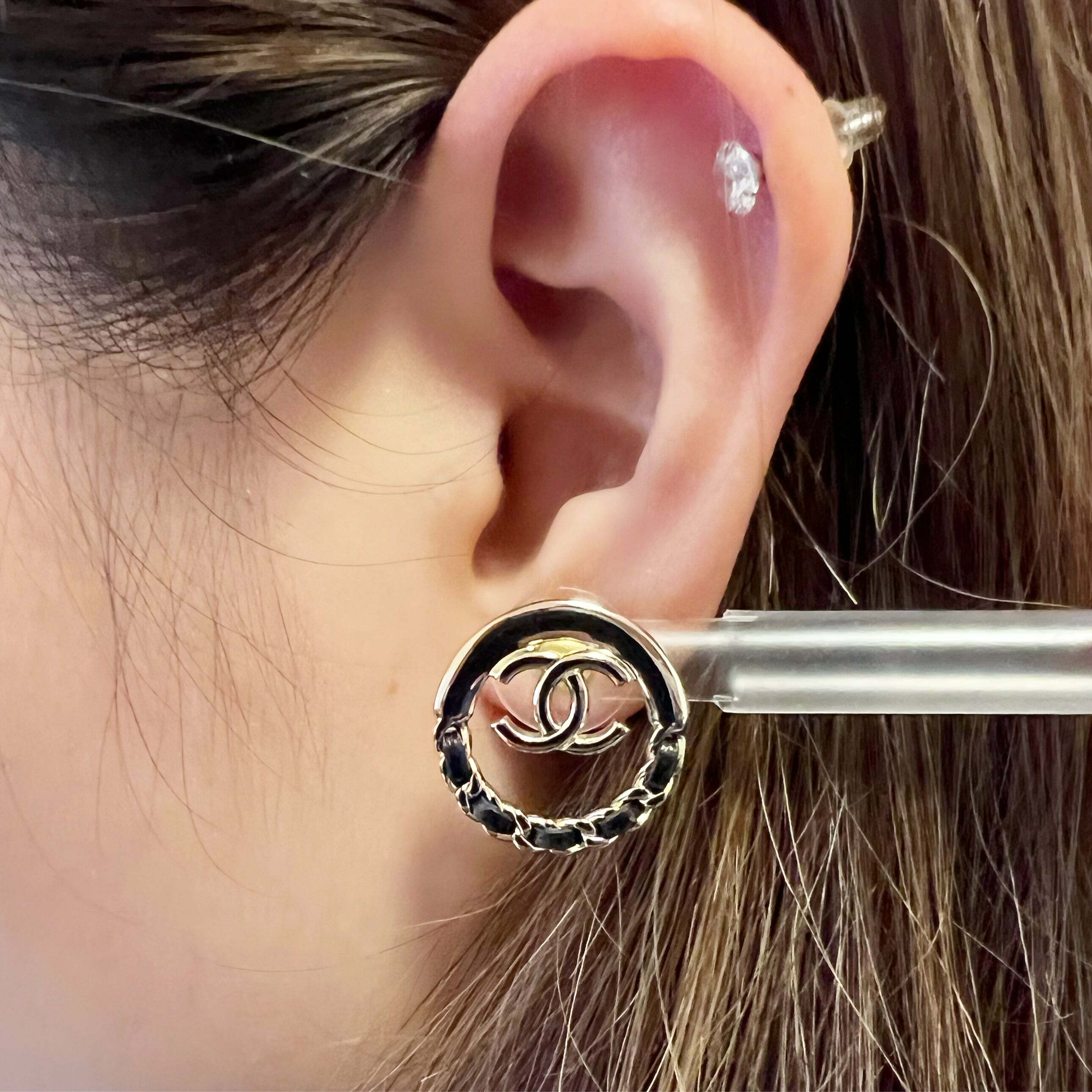 ✨極美品✨CHANEL耳环 CC logo CHANEL 金屬CC Logo Earrings耳環金色– Brand Off Hong Kong