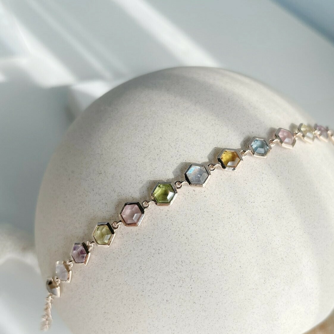 14k Hexagon彩色寶石手鍊