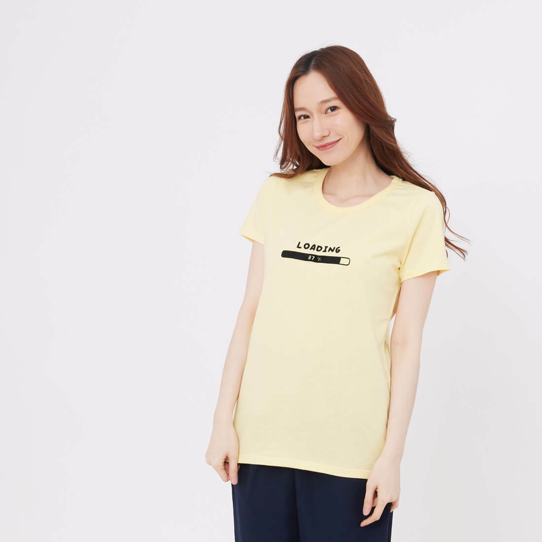 Loading 87% 短袖 蜜桃棉 女T 鵝黃色