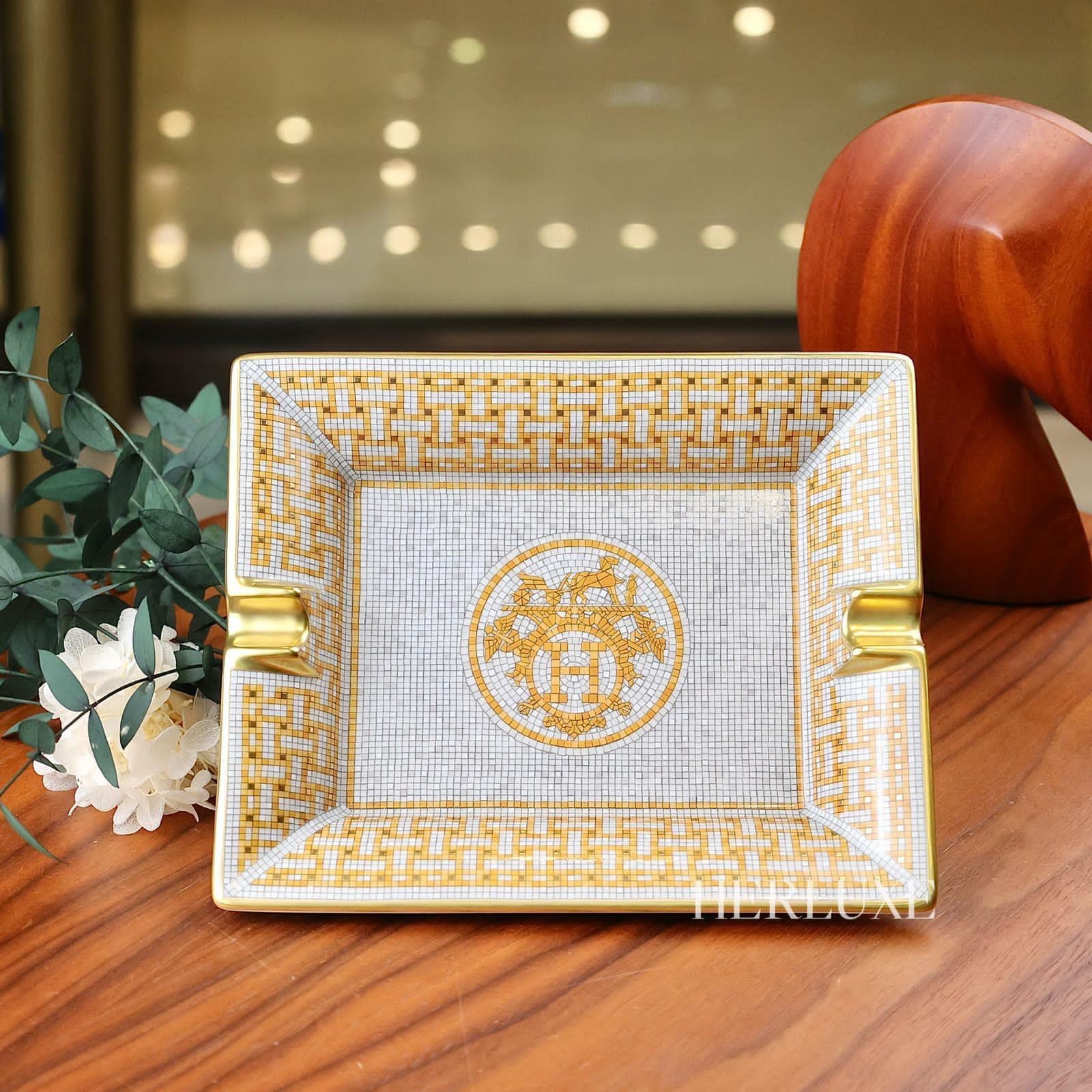 Cendrier mosaique au 24 or 煙灰缸
