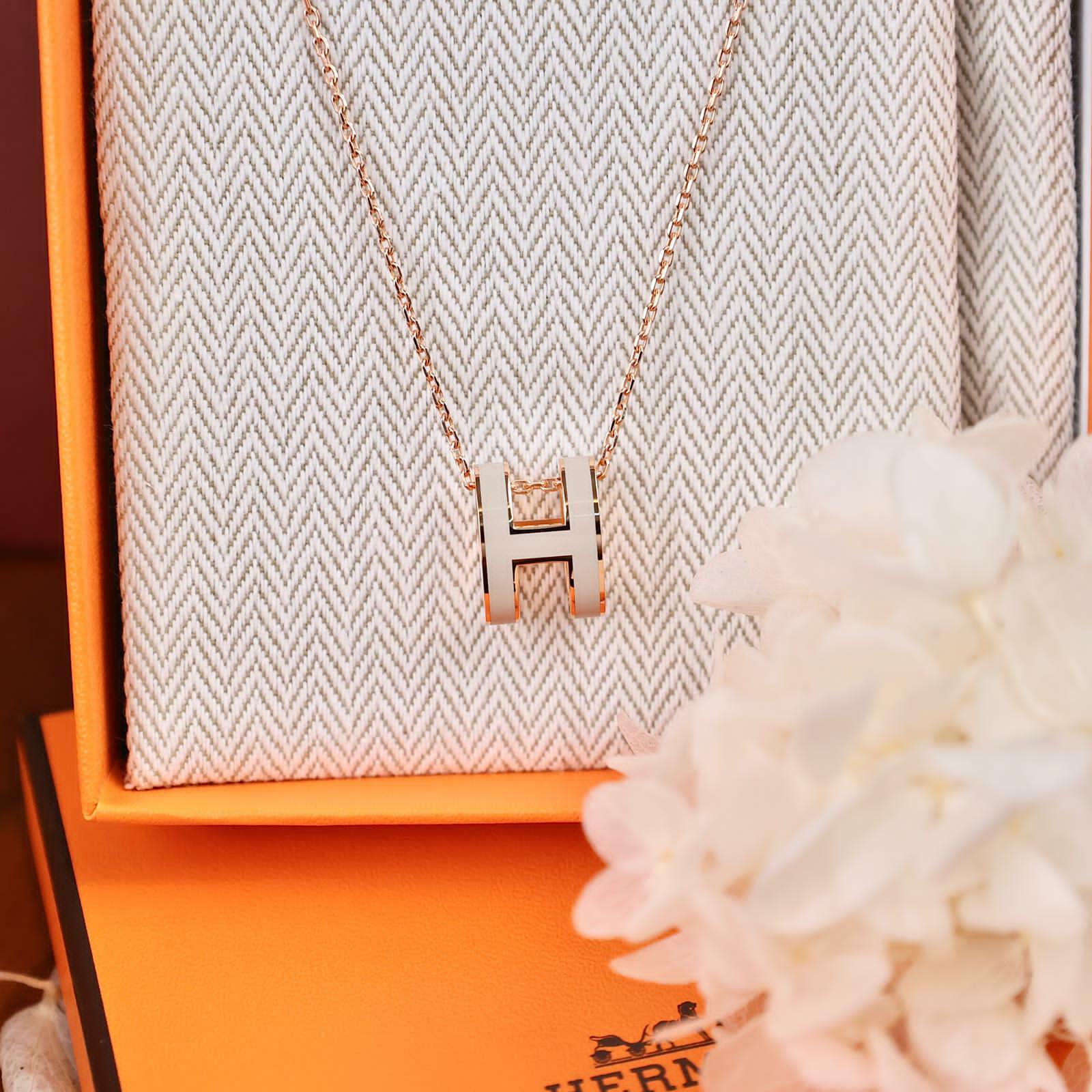 Pop H necklace 55 marron glace CD