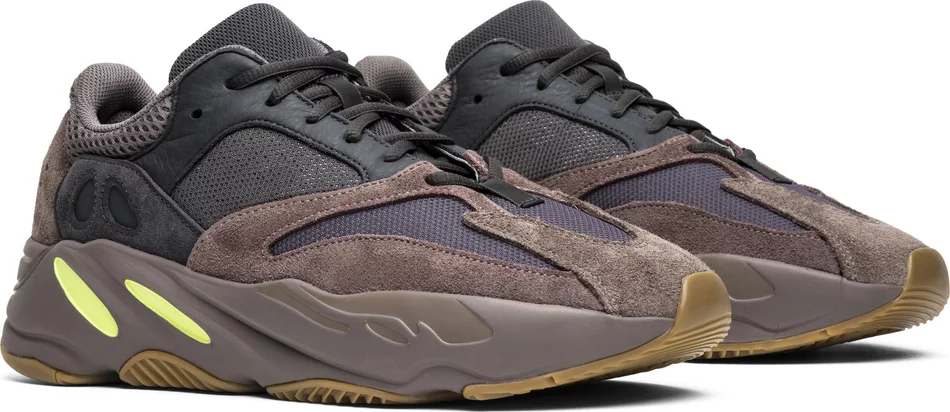 Yeezy Boost 700 'Mauve' EE9614 【現貨商品】