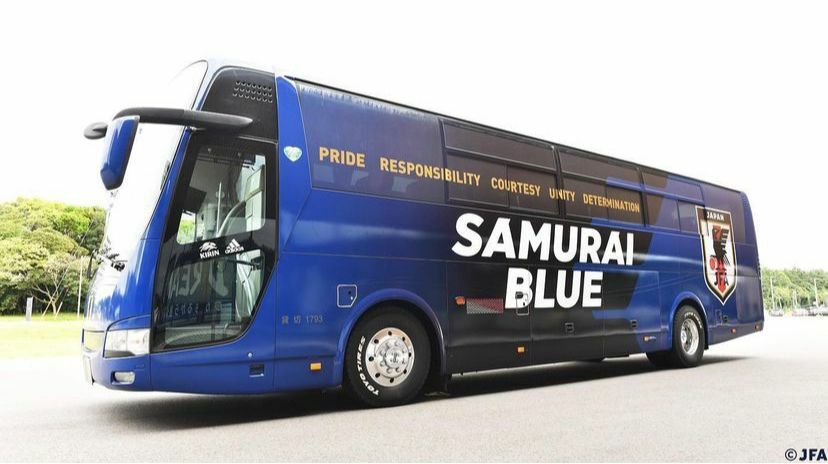 TOMICA x 日本隊 [JFA's DREAM ] 球隊巴士