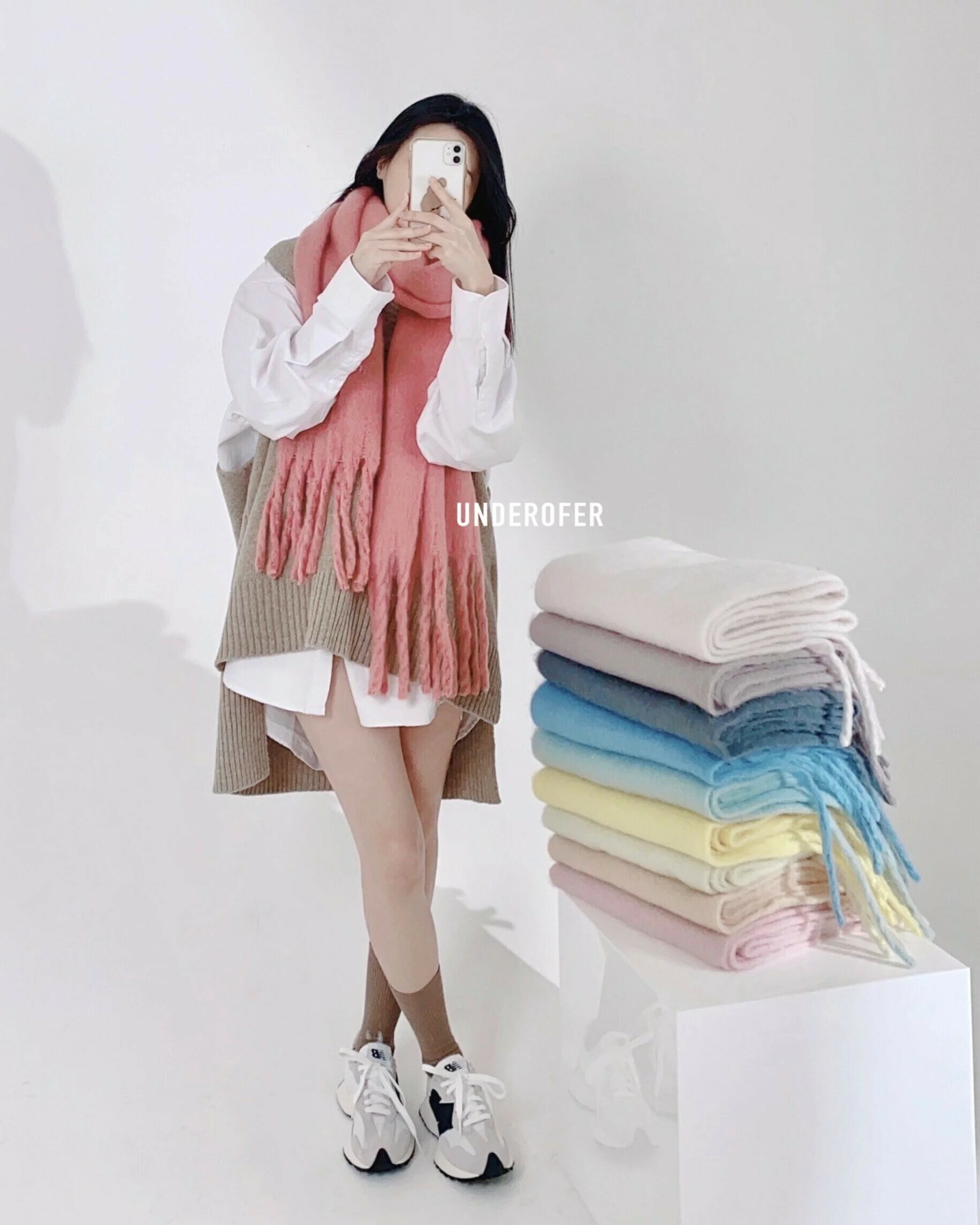 【零碼】-UNDEROFER-暖暖毛系列14色毛呢圍巾 W-523340