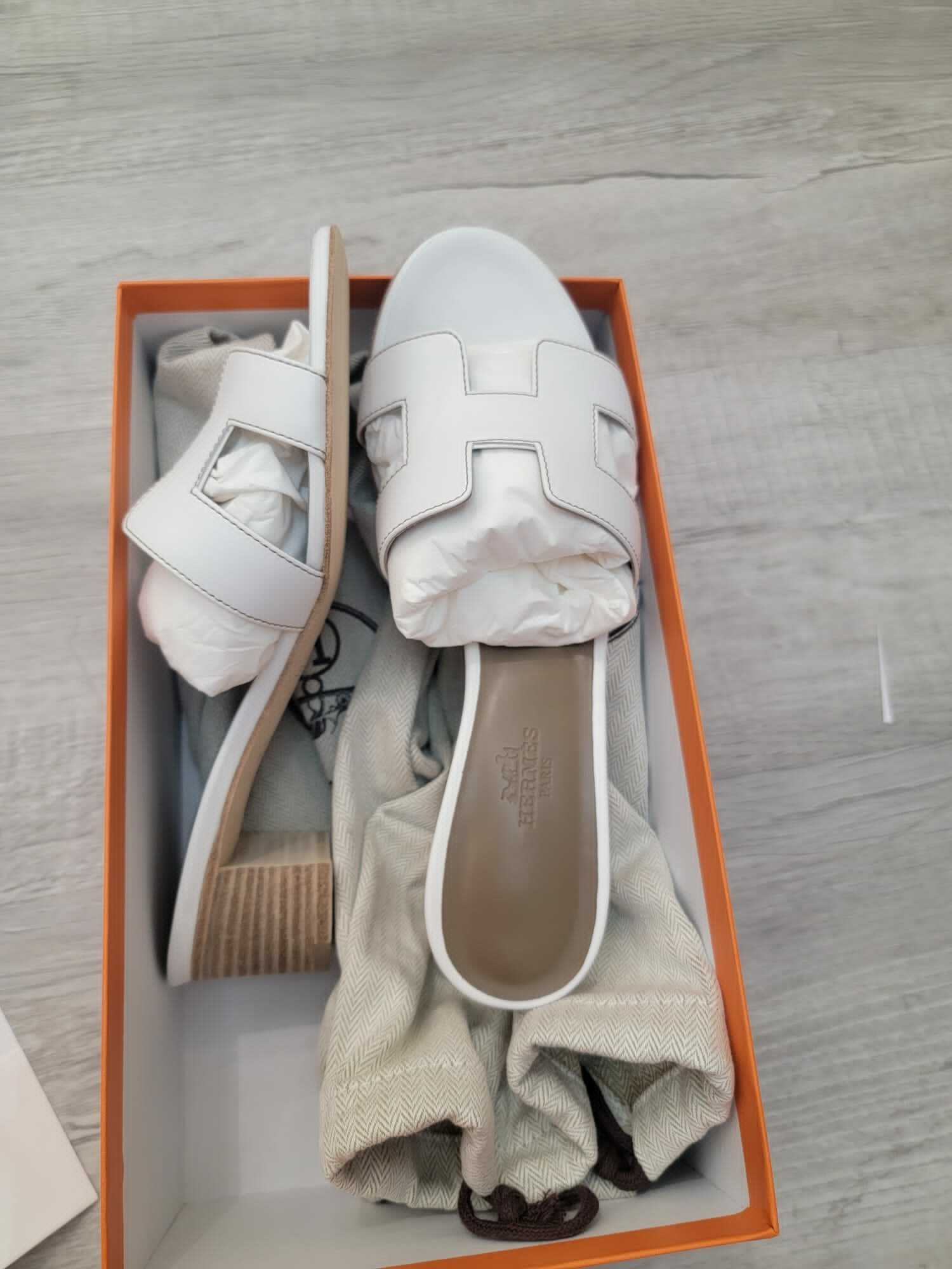 Hermes oasis sandals blanc 白色 拖鞋