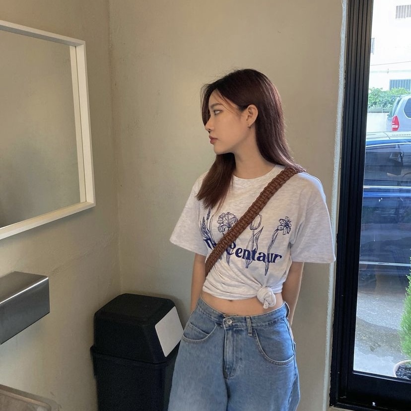 <韓國代購> THE CENTAUR FOUR BEAUTIES TSHIRT