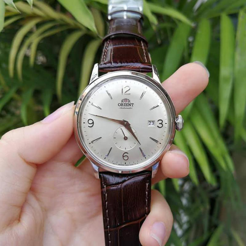 Orient Bambino 小秒針 香檳金面 皮帶機械錶 RA-AP0003S
