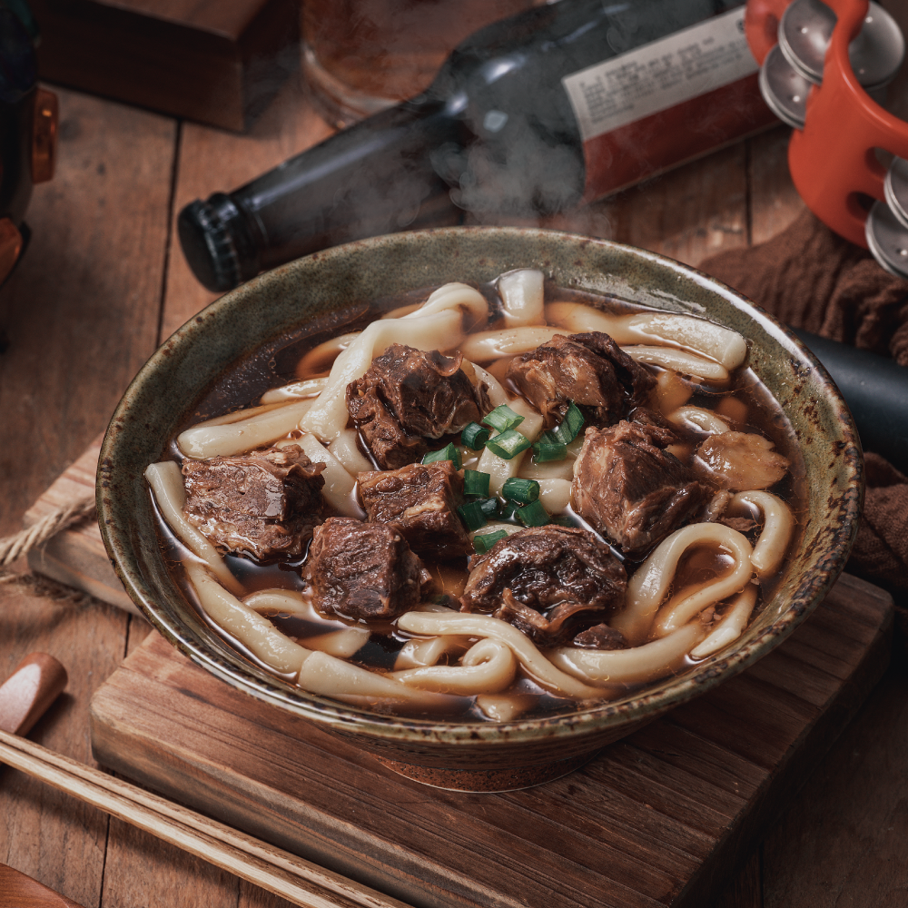 ❄KTV牛肉麵(搭配Q彈刀削麵)三入組