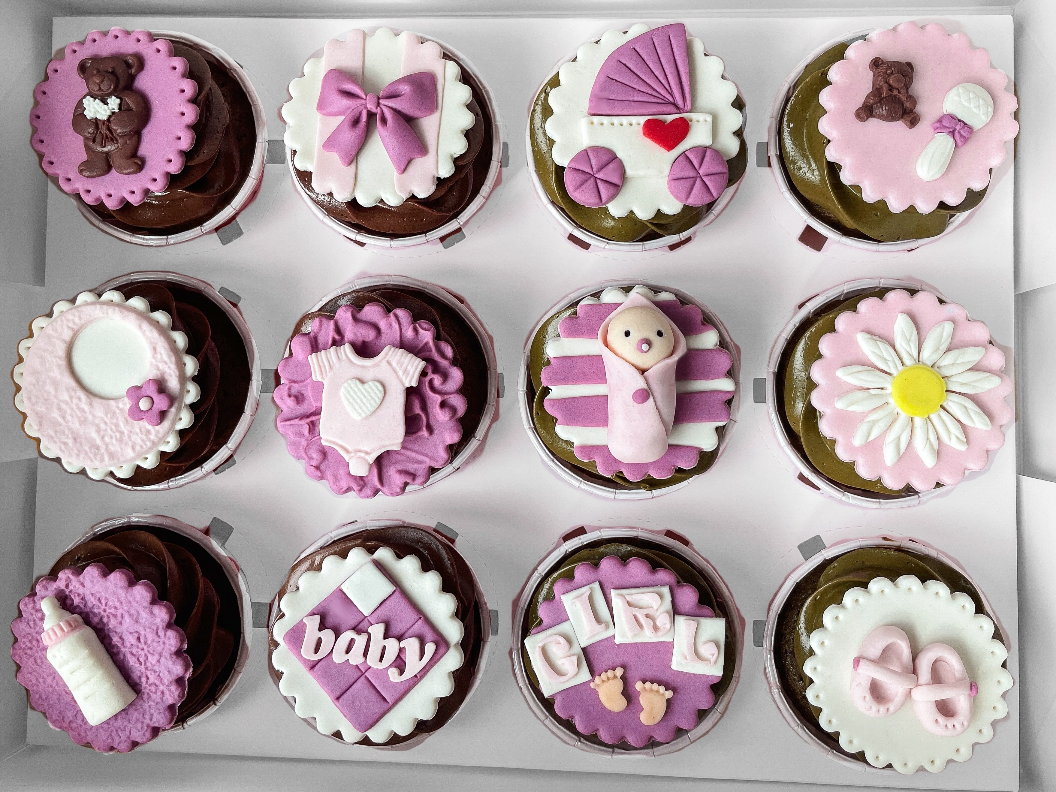 BB女糖皮奶油霜杯子蛋糕 (粉紅系列)