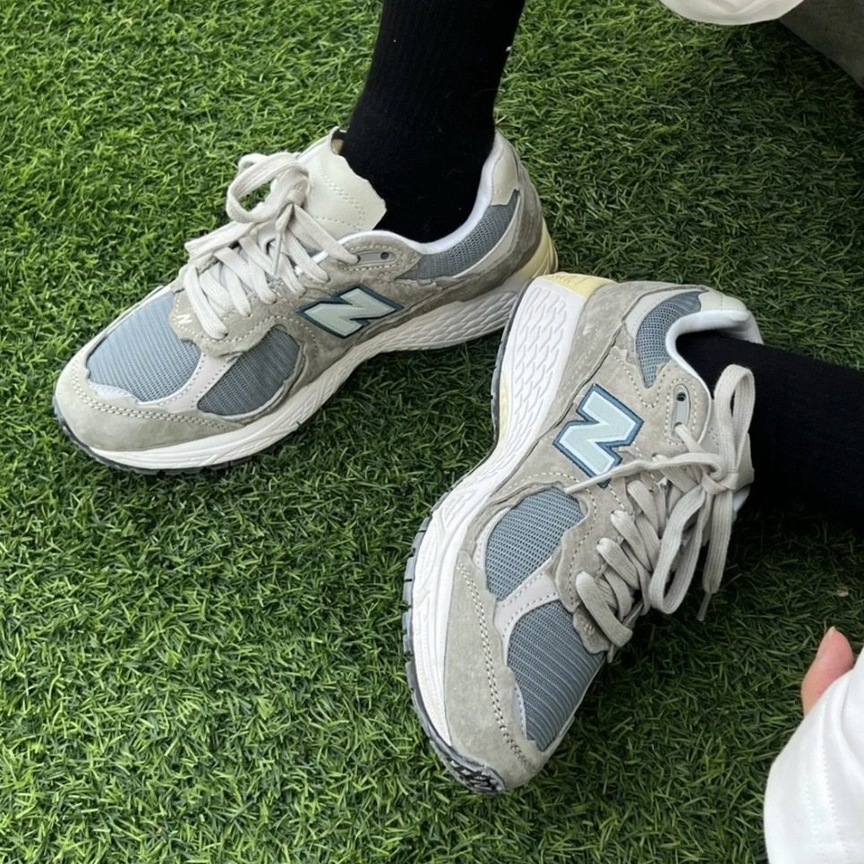 New Balance 2002r 綠色拼接m2002rdd