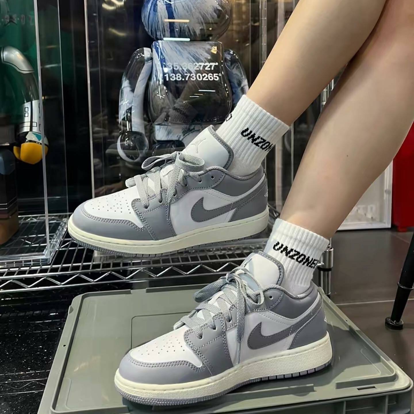 Nike air Jordan 1 low 小DIOR 奶油底 大童 女鞋 (553560-053) 現貨供應