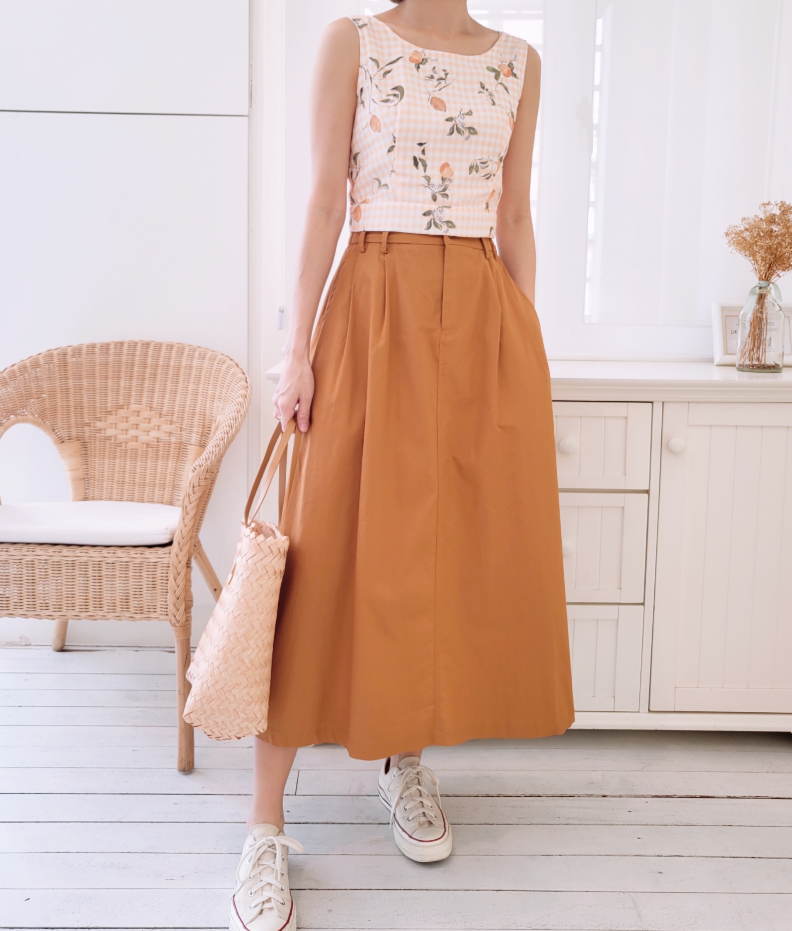 CHECKED FLORAL CROP TOP