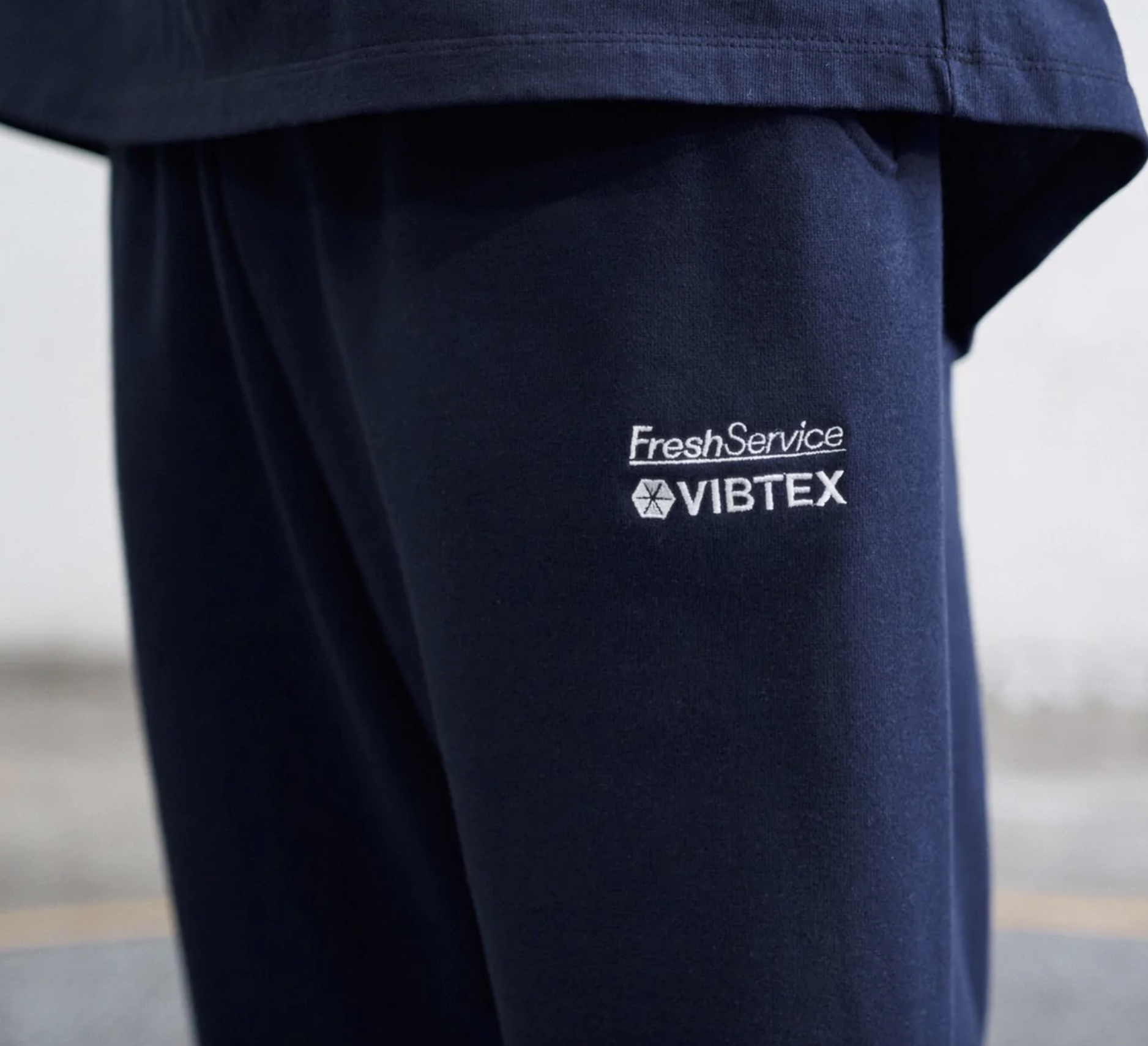 VIBTEX FOR FRESH SERVICE SWEAT PANTS
