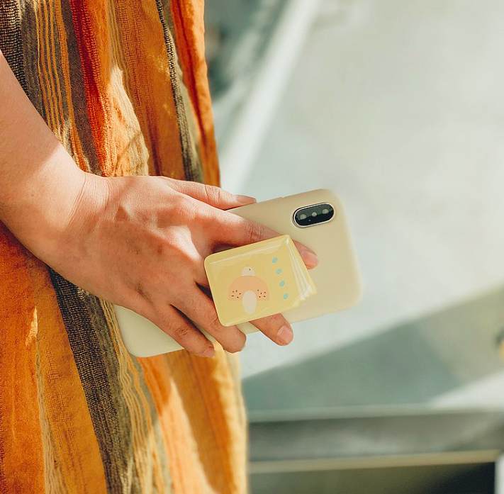 書 手機氣囊支架｜右手超人