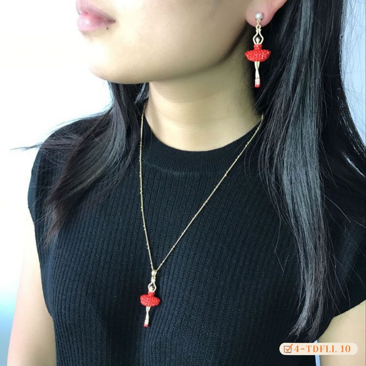 #珐琅 #芭蕾舞女孩项链 珍珠耳钉 蝴蝶结耳钉