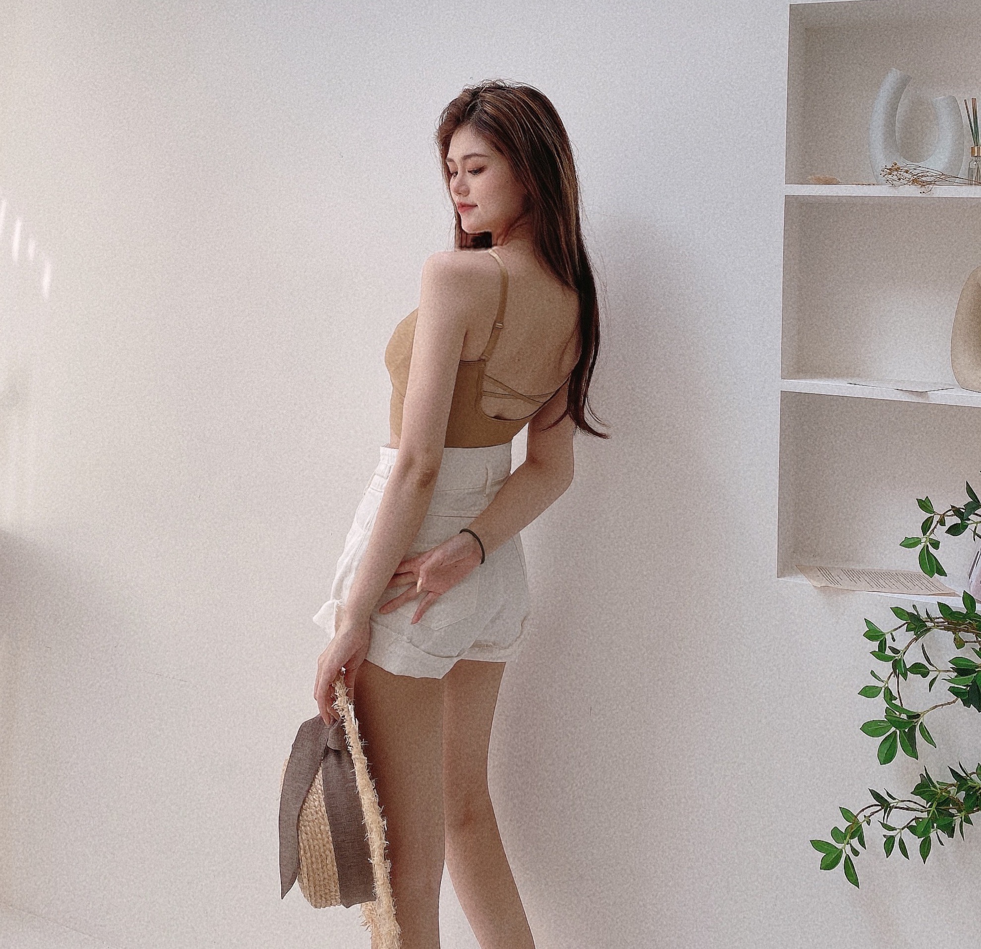 V領冰絲涼感胸墊背心/三色【C02272203】