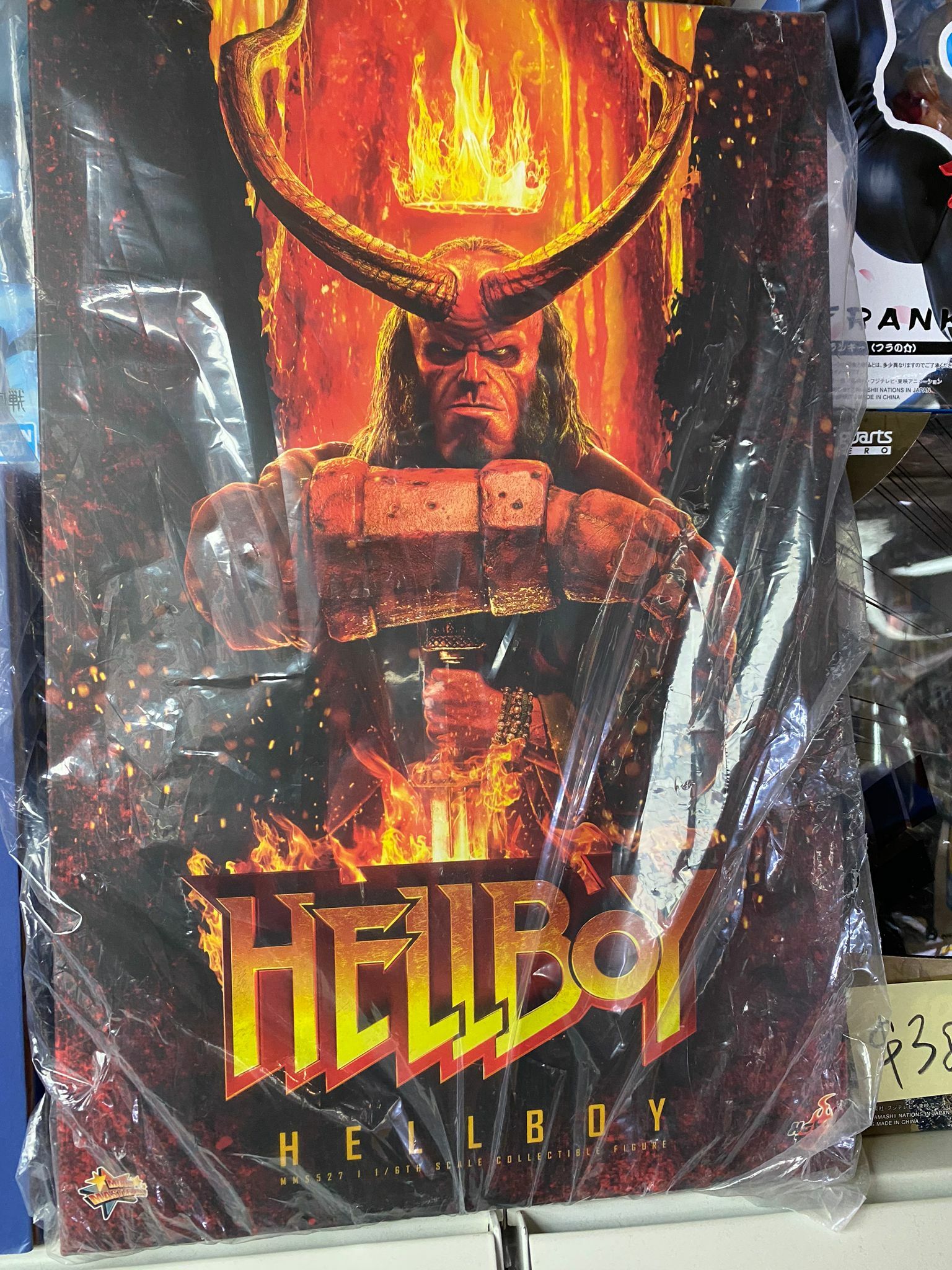 HotToys 天魔特攻 HellBoy 1/6 Figure