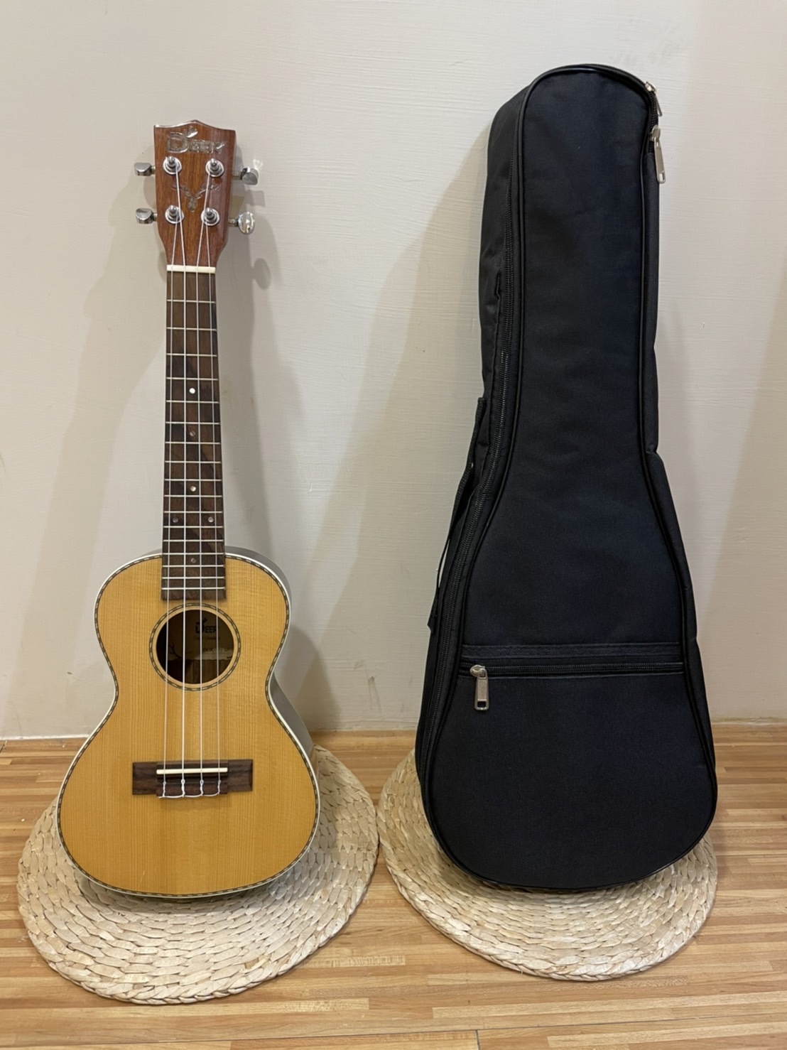 UKAKU - C230 23吋單板烏克麗麗 雲杉木 【面板下緣小傷 福利品8折出售】編號7