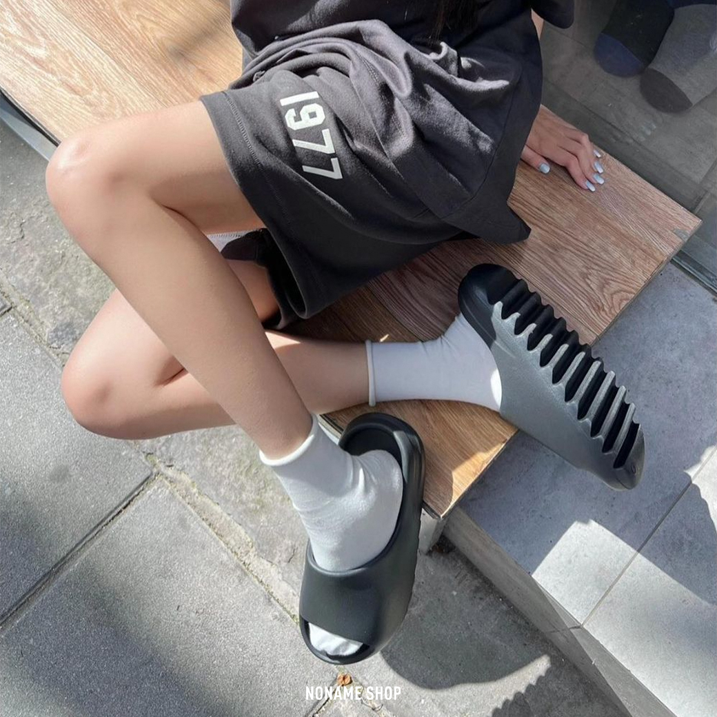 ADIDAS YEEZY SLIDE "ONYX" 黑瑪瑙 拖鞋 (男/女款)