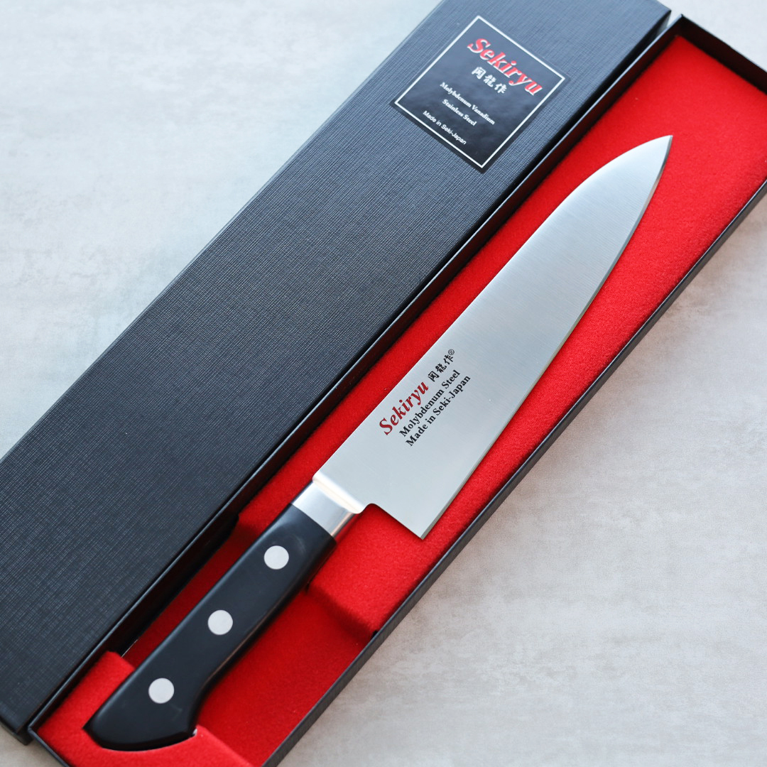 関龍作 牛刀 180mm AUS8鋼 洋柄