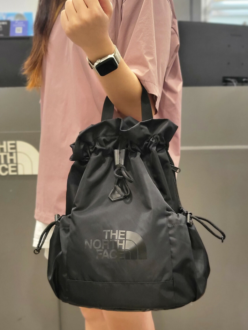 KR The North Face Light Bonney Pack Bag Black