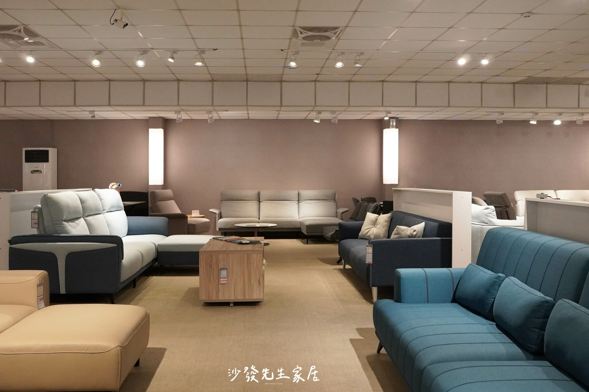 《圖　體驗館燈光較為放鬆暖色調》