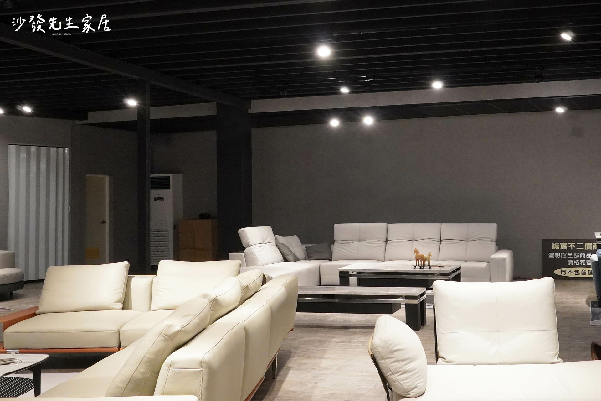 《圖　顏色會因為燈光而有落差》