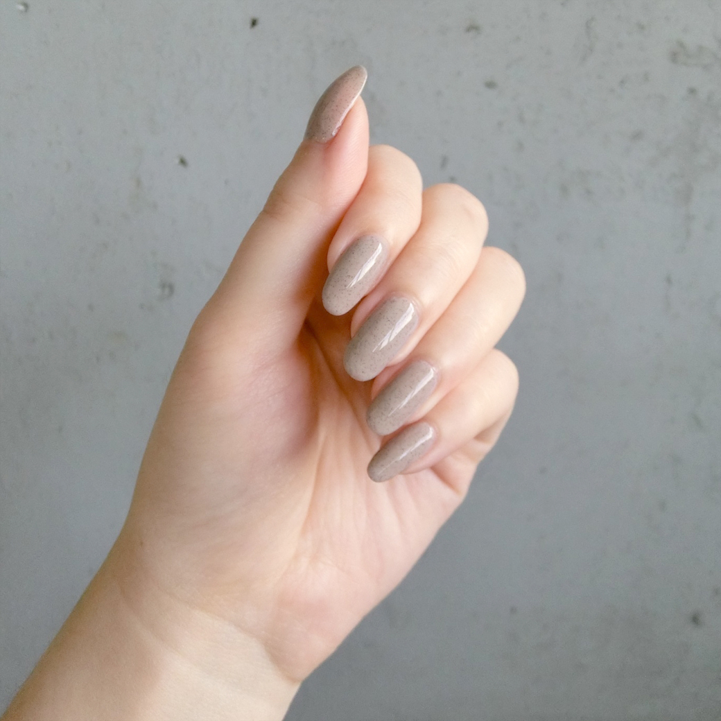 flicka nail × Artis di Voce 砂糖指甲油 NA06