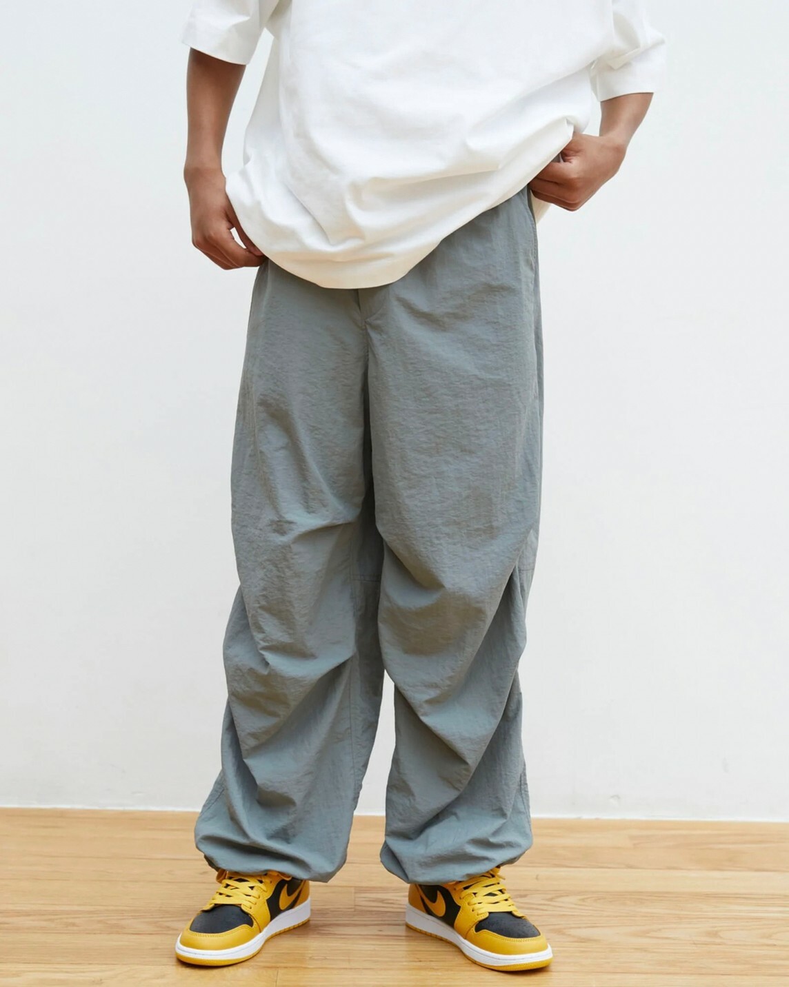 altared - Nylon Wide Track Pants / L.GRAY