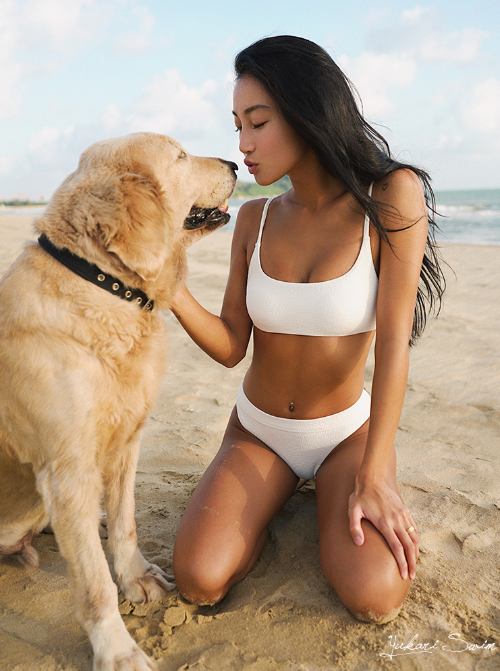 ▲斷貨 Yukari Haleiwa 白色螺紋細肩帶中腰比基尼 [YB049]